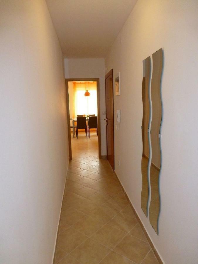 Apartments Kvesic Шіло Екстер'єр фото